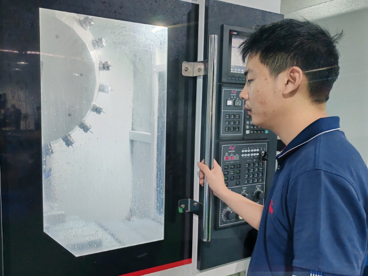 CNC加工中心06